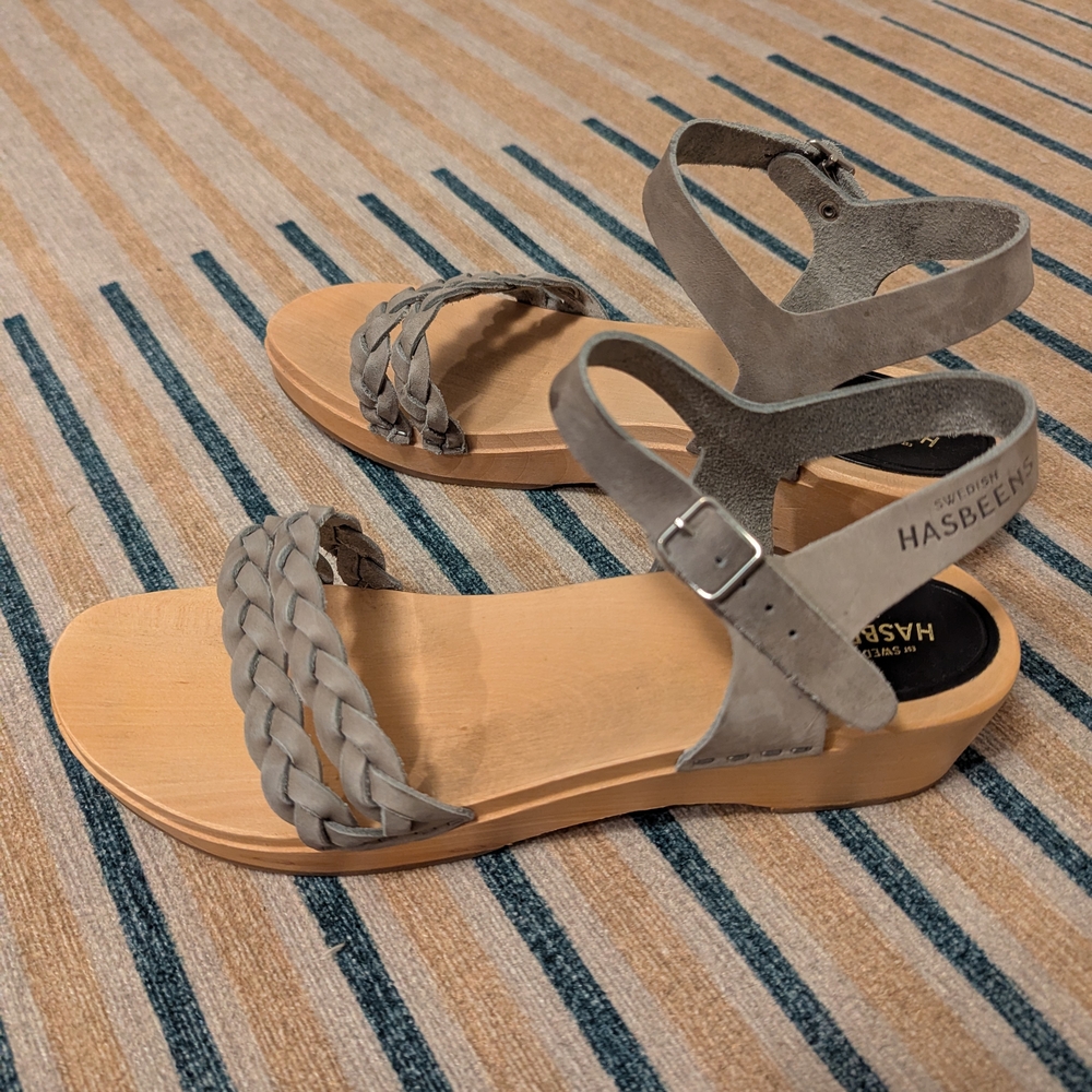 Swedish Hasbeens Women's Gray Sandals